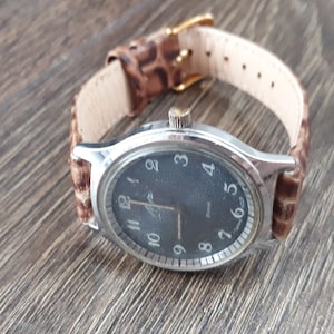 Vintage women&#39;s watch &quot;Luch&quot; ,made in USSR, watch soviet,Retro watch, Wrist watch,Mechanical watch,Working watch,Old watch