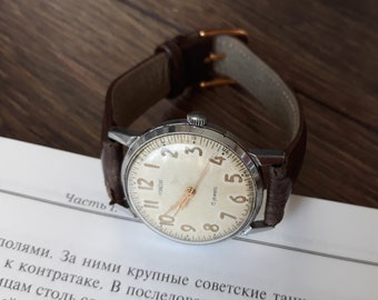 Vintage men's watch "POBEDA" ,made in USSR, watch soviet,Retro watch, Wrist watch,Mechanical watch,Working watch,Old watch
