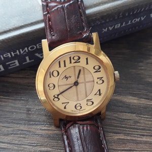 Vintage women&#39;s watch &quot;Luch&quot; ,made in USSR, watch soviet,Retro watch, Wrist watch,Mechanical watch,Working watch,Old watch