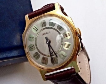Vintage men's watch "Pobeda" ,made in USSR, watch soviet,Retro watch, Wrist watch,Mechanical watch,Working watch,Old watch
