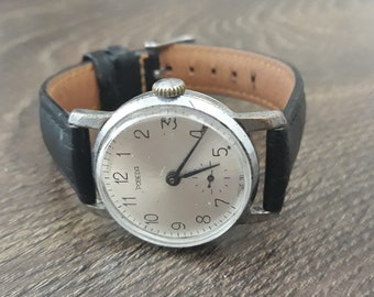 Vintage men's watch "POBEDA" ,made in USSR, watch soviet,Retro watch, Wrist watch,Mechanical watch,Working watch,Old watch