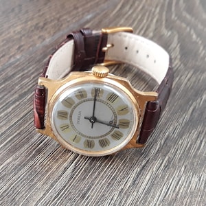 Vintage men&#39;s watch &quot;POBEDA&quot; ,made in USSR, watch soviet,Retro watch, Wrist watch,Mechanical watch,Working watch,Old watch