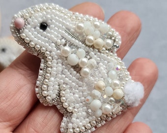 White Bunny Brooch, Easter Gift for Her, Beaded Rabbit Pin, Spring Jewelry, Handmade Floral Accessory