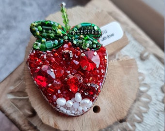 Cute strawberries beaded brooch pin cool idea for Valentine gift for her