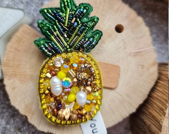 Pineapple brooch, Fruit kawaii pin, Embroidery jewelry