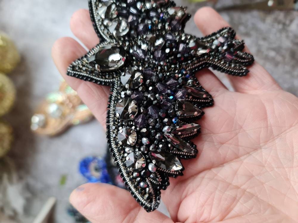 Raven Brooch, Gothic Brooch, Black Bird Pin - Etsy