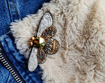 Bee beaded brooch pin, embroidered insect brooch, unique brooches for men, lapel pins, godfather gift