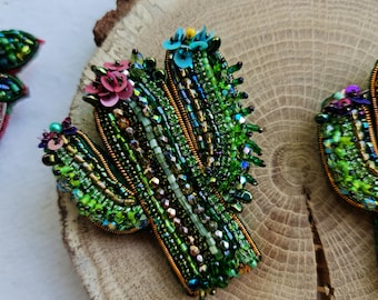 cactus plant beaded brooch, summer gift