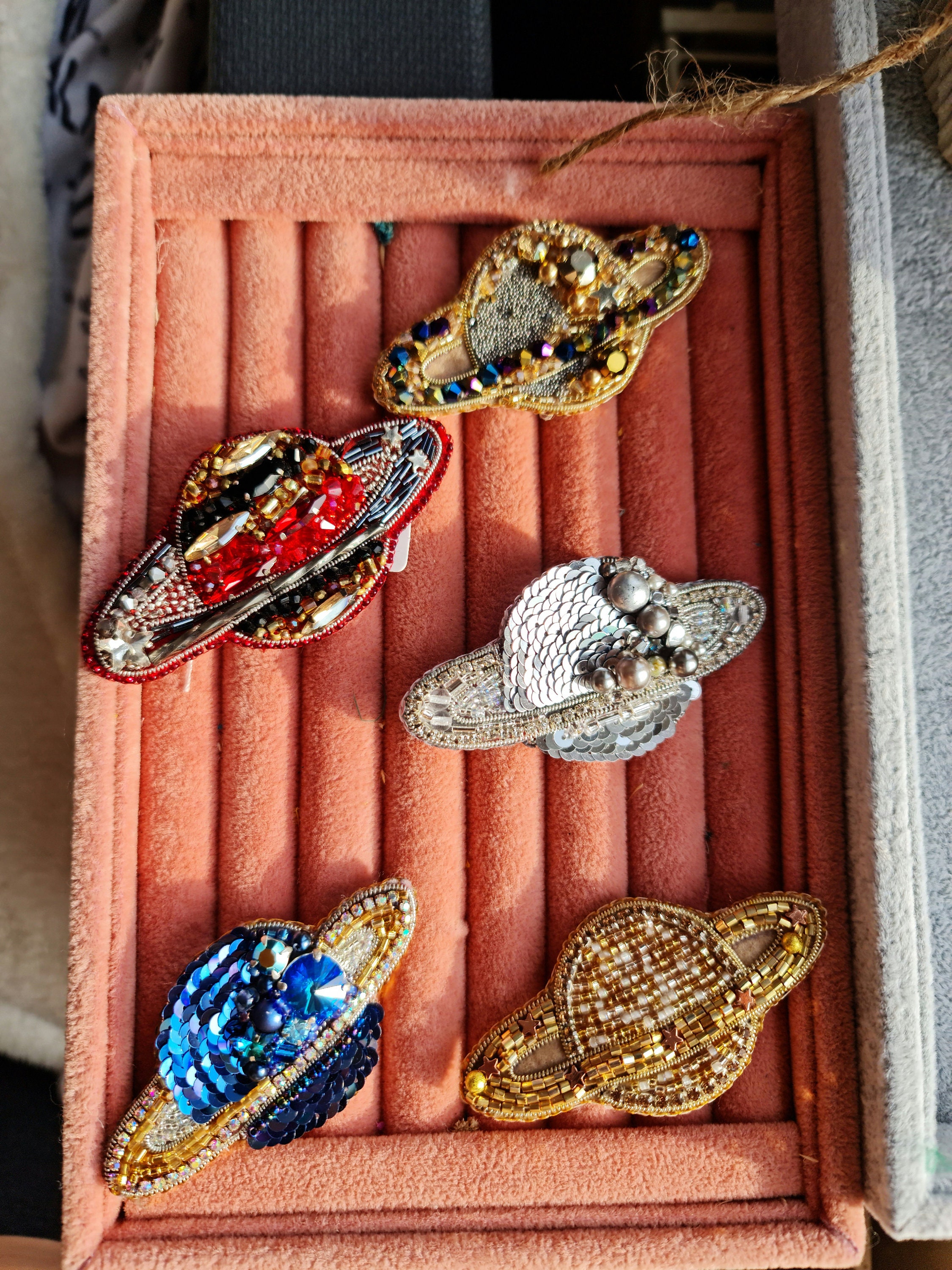 ブローチ il_fullxfull.3821627722_5g3d.jpg