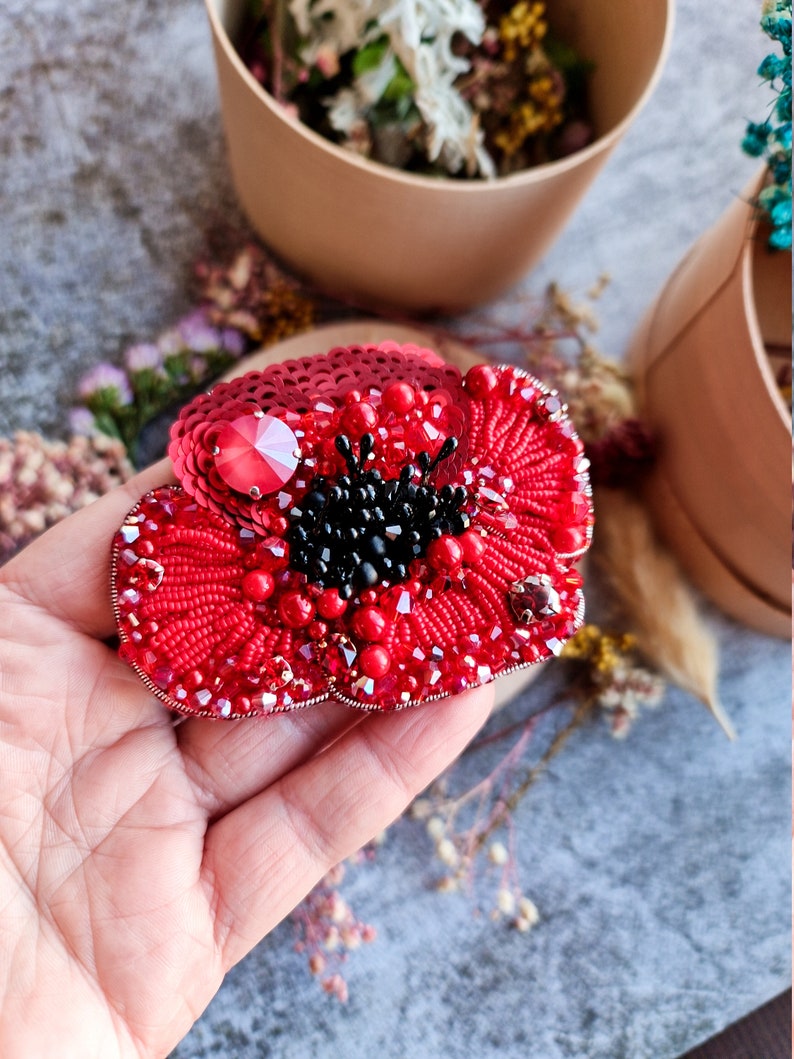 Flower Crystal pin, Poppy Beaded Jewelry, Gardening Gift image 5