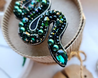 Serpentine Whispers: Green Snake Beaded Brooch for Women - Etsy