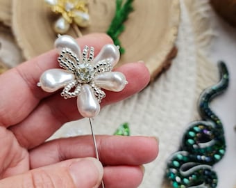 reversspeldjes bloemenbroche, tuinmancadeau, natuursieraden, moderne sieraden, unieke cadeaus voor haar, parelbroche