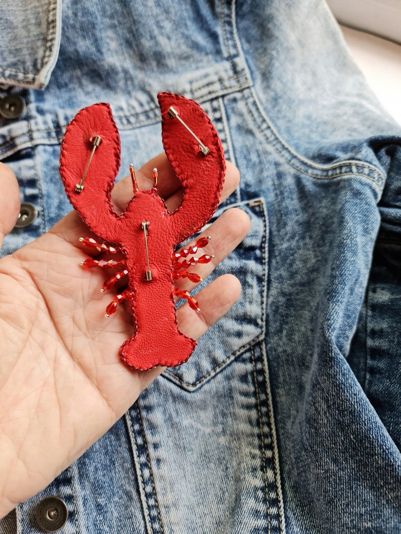 Lobster Beaded Brooch, Unique gifts for her, Beach jewelry image 4
