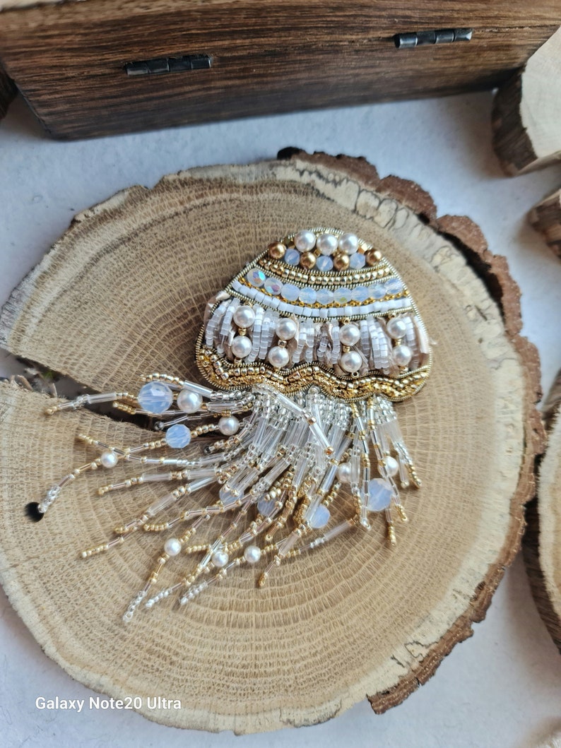 Jellyfishes animal brooch, beachy jewelry, summer jewelry teacher gift image 5