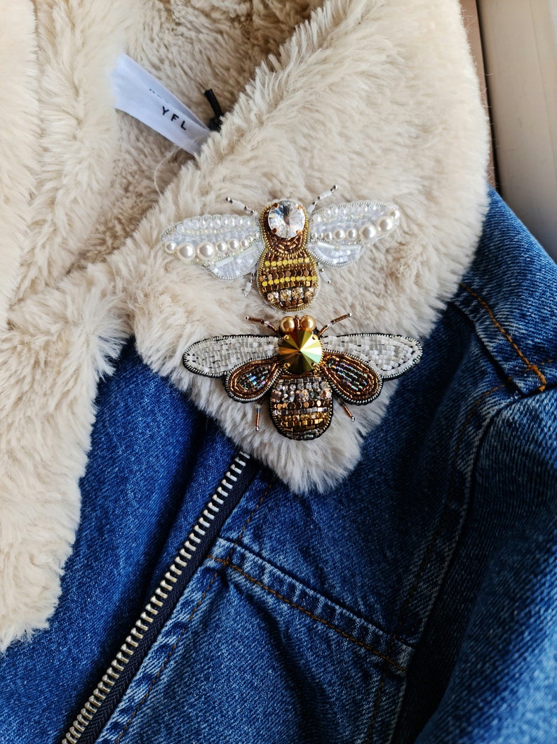 Bee beaded brooch pin, embroidered insect brooch, unique brooches for men, lapel pins, godfather gift image 3