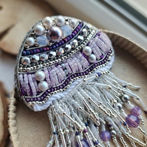 jellyfish beaded brooch, nature jewelry, beach jewelry, unique jewelry purple jellyfish