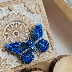 butterfly embroidery brooches for women image 1