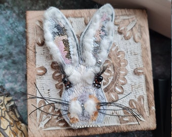 Cute gift for her rabbit pin, Embroidery beaded brooch, Bunny animal jewellery