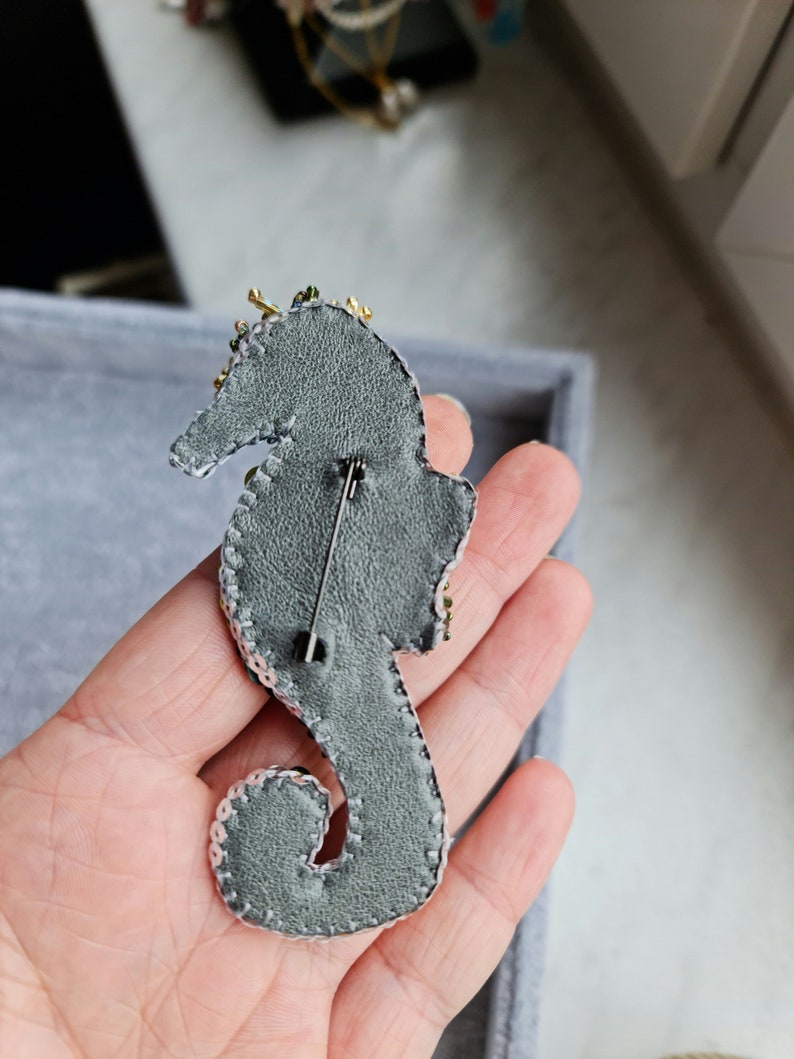 Green Seahorse brooch, Nautical brooch, Seahorse pin, Summer jewelry image 7