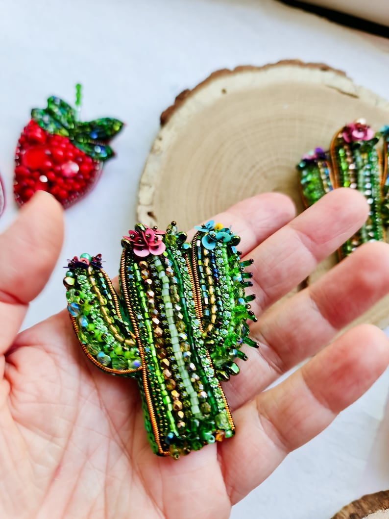 cactus plant beaded brooch, summer gift image 8