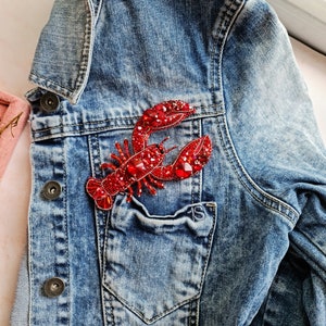 Lobster Beaded Brooch, Unique gifts for her, Beach jewelry image 2