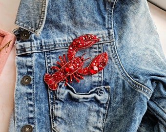 Lobster Beaded Brooch, Red crayfish pin, Ocean Brooch, Beach jewelry, Ocean inspired jewelry