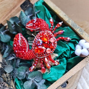 Seaside Treasures: Handmade Crab Beaded Brooch Pin Cancer Zodiac Gifts crab brooch