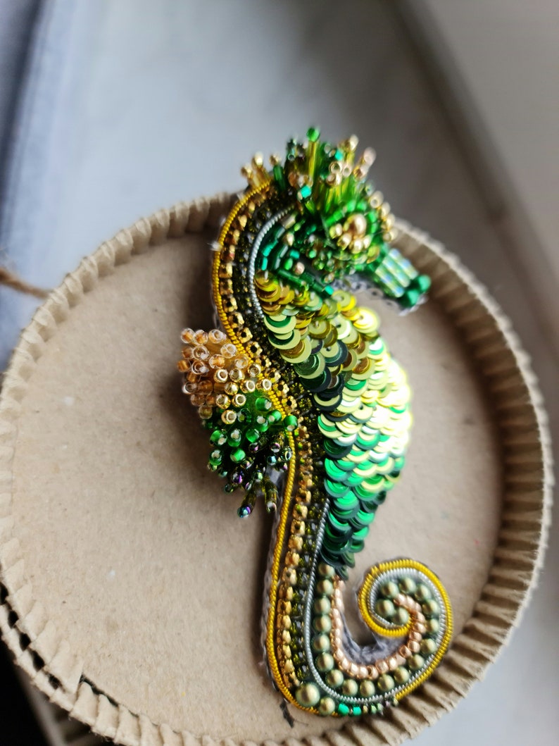 Green Seahorse brooch, Nautical brooch, Seahorse pin, Summer jewelry image 3