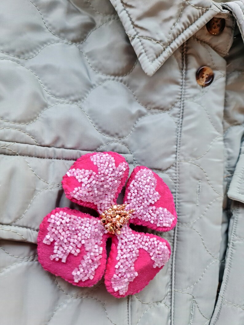 Pink Flower Beaded Brooch, Unique Gift for Her, best holiday gift, Velvet crystal flower, four leaf flower beads flower