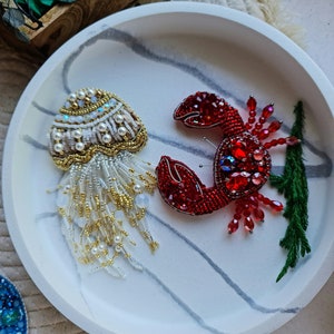 Seaside Treasures: Handmade Crab Beaded Brooch Pin Cancer Zodiac Gifts crab & jellyfish pin