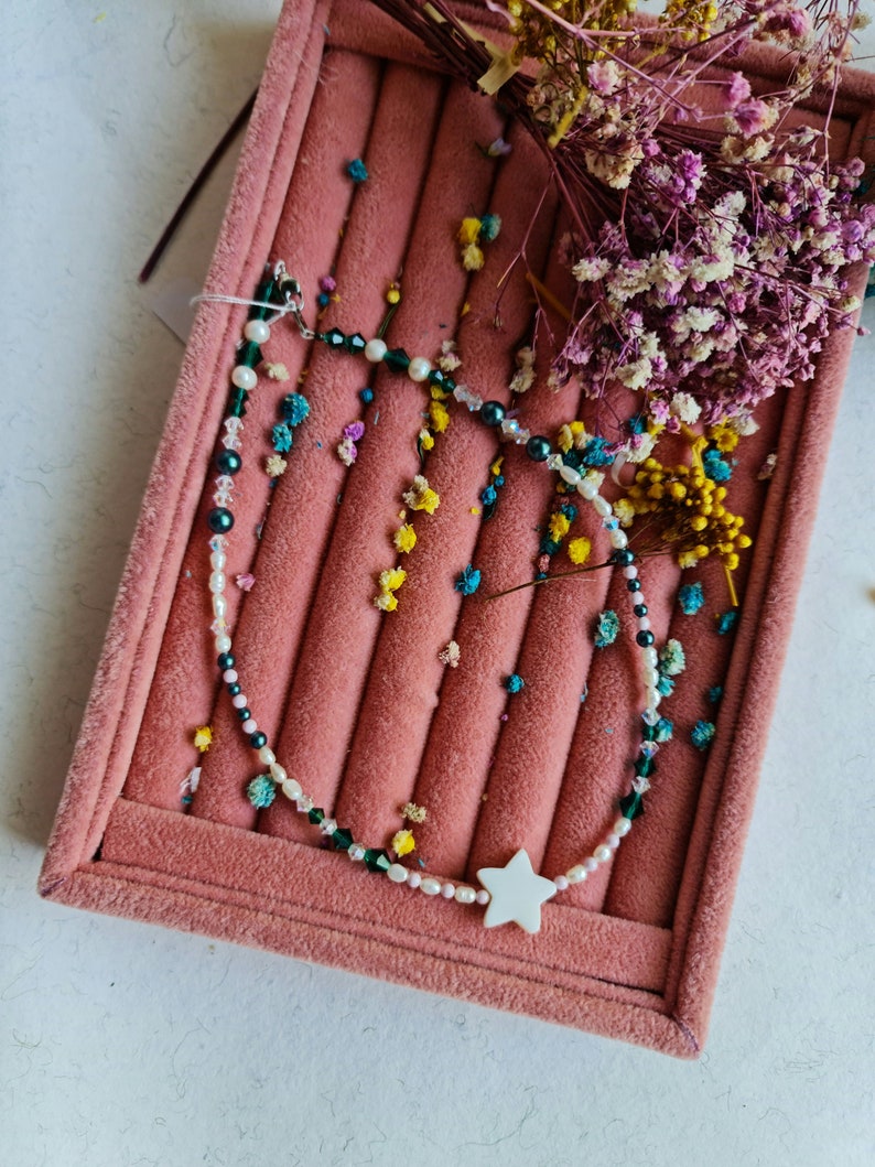 Necklace with Mother Pearl Star and Braslet image 1