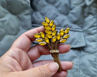 Ukrainian Wheat Glory Brooch | Blue and Yellow Spikelet Pin