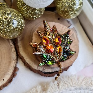 Golden Winter Wonderland Leaf Brooch Sparkling Maple Leaf Pin for Christmas image 3