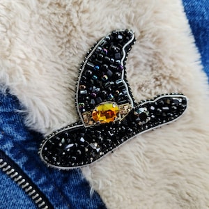 Halloween brooch, witch hat pin