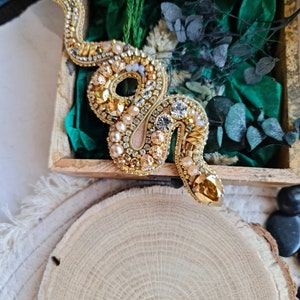 Lapel pins snake jewelry, animal beaded brooch, serpent jewelry, unique gifts for her, snake lover gift
