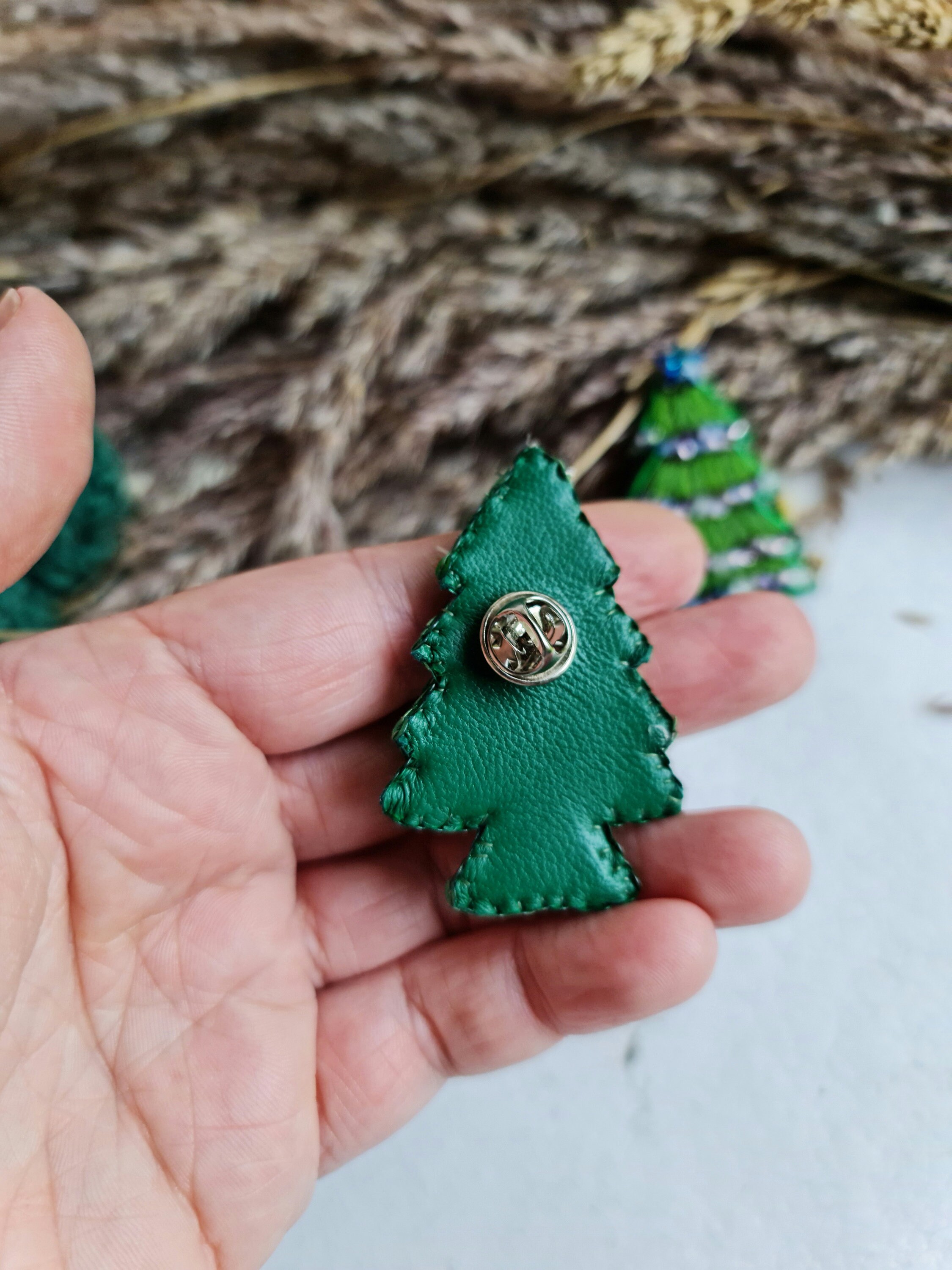 ICE クリスマスツリーブローチ　ビンテージ　Eisenberg　クリスマスピン ICE クリスマスツリーブローチ ビンテージ Eisenberg クリスマス