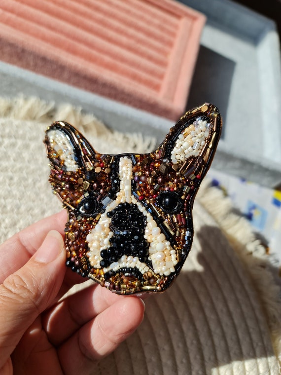 Bulldog brooch clearance