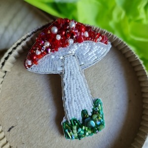 amanita mushroom brooch, plant pin gift for mother&#39;s day
