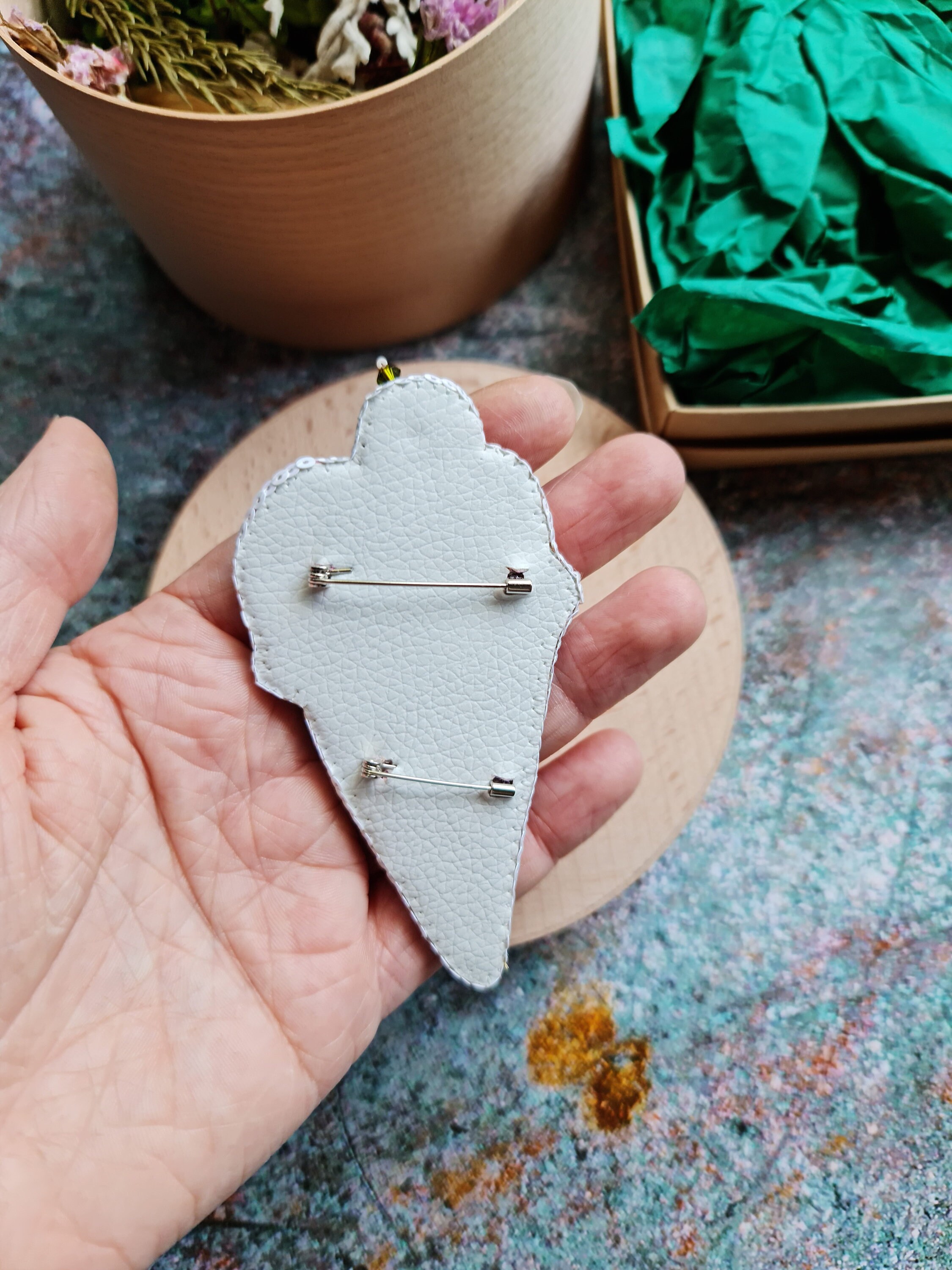 earring cartilage chain