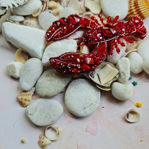 Lobster Beaded Brooch, Unique gifts for her, Beach jewelry image 8