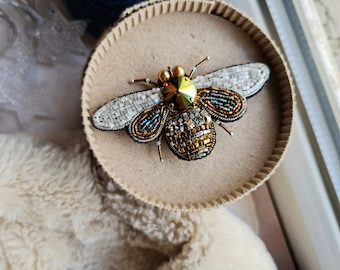 DIY Jewelry making materials kit, Beaded Gold Bee Brooch Tutorial: Unleash Your Creative Buzz!