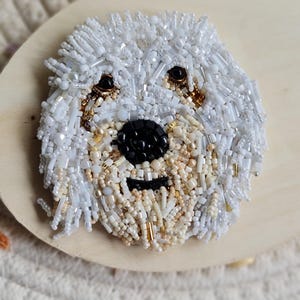 Custom Labradoodle Portrait Brooch: Hand-Embroidered Beaded Dog Pin