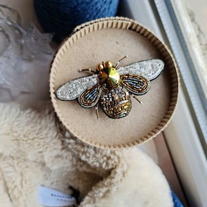 Bee beaded brooch pin, embroidered insect brooch