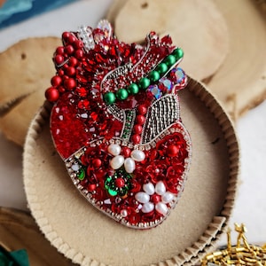 Brooch heart sale