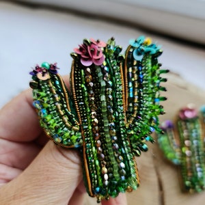 cactus plant beaded brooch, summer gift image 3