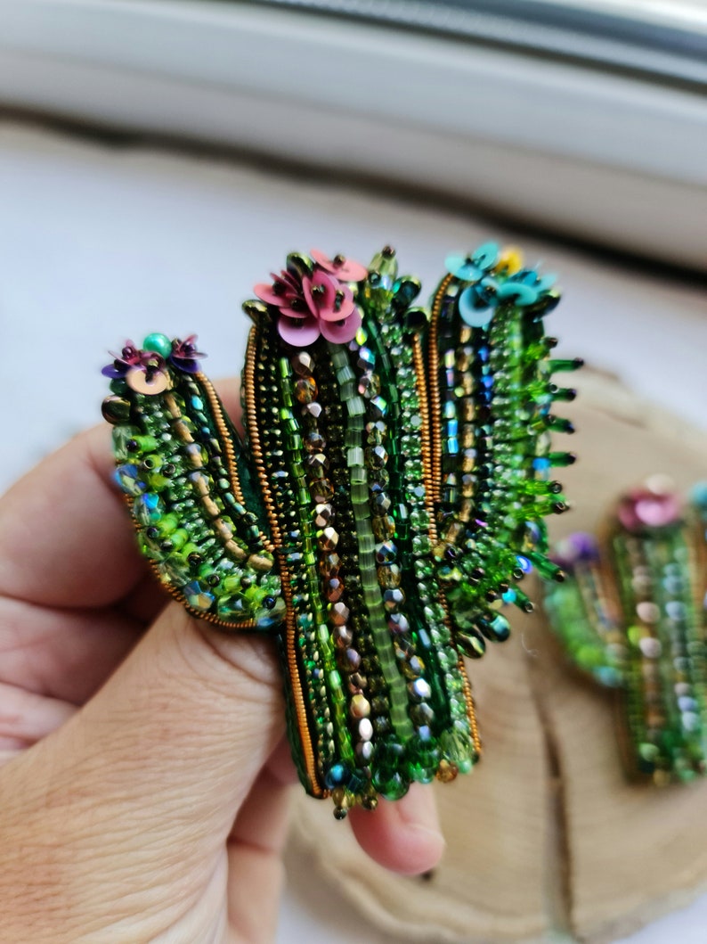 cactus plant beaded brooch, summer gift image 3