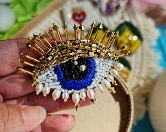 Enchanting Gaze Eye Brooch - Mesmerizing Eye Jewelry Gift, summer jewelry