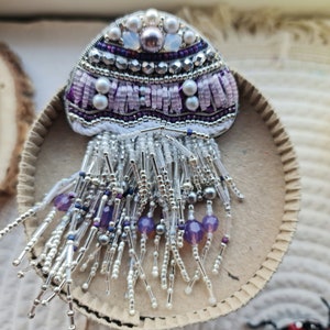 Jellyfishes animal brooch, beachy jewelry, summer jewelry teacher gift image 1