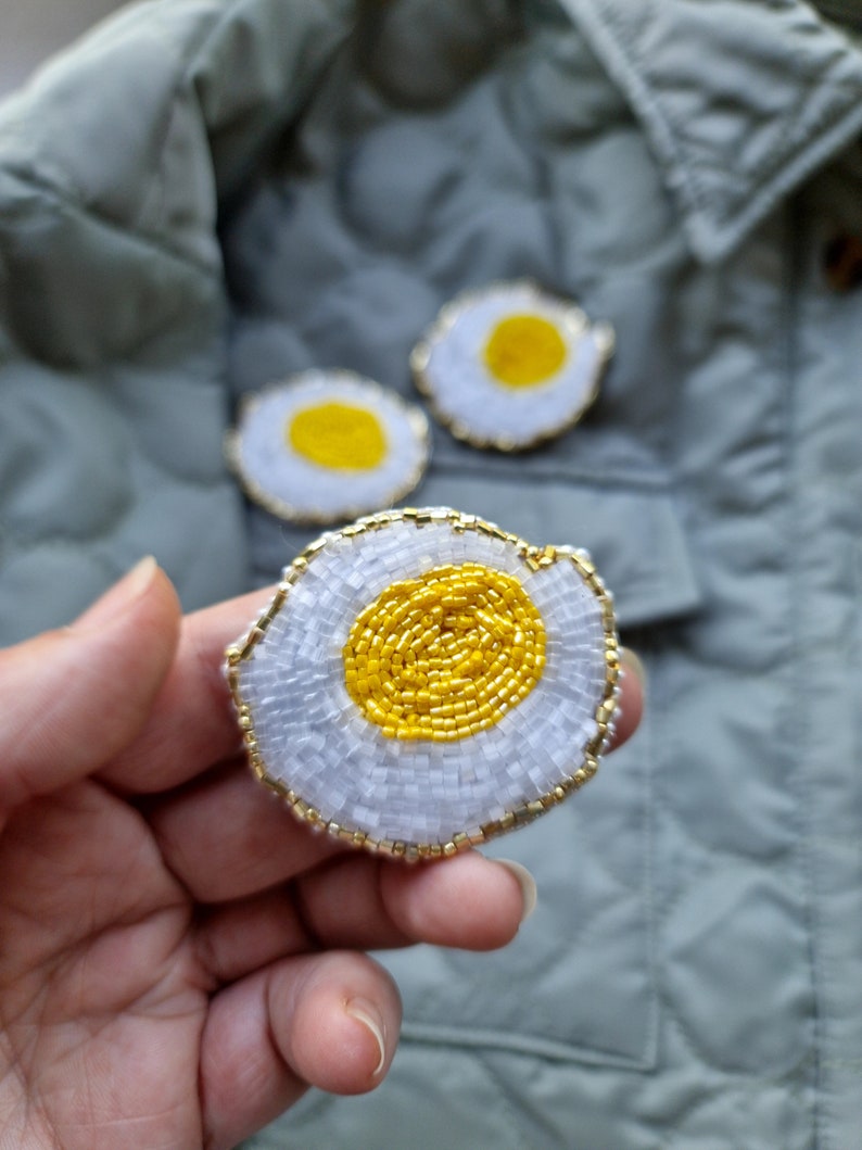 Sunny Side Up Handmade Fried Egg Beaded Brooch, brooch for woman image 3