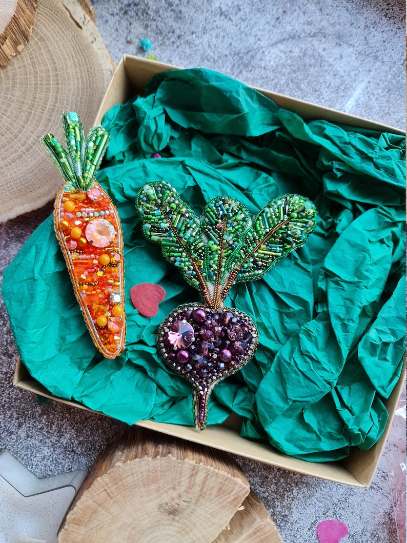 Gift set of vegetables brooch, Purple Beet and Сarrots Crystal Pin image 1